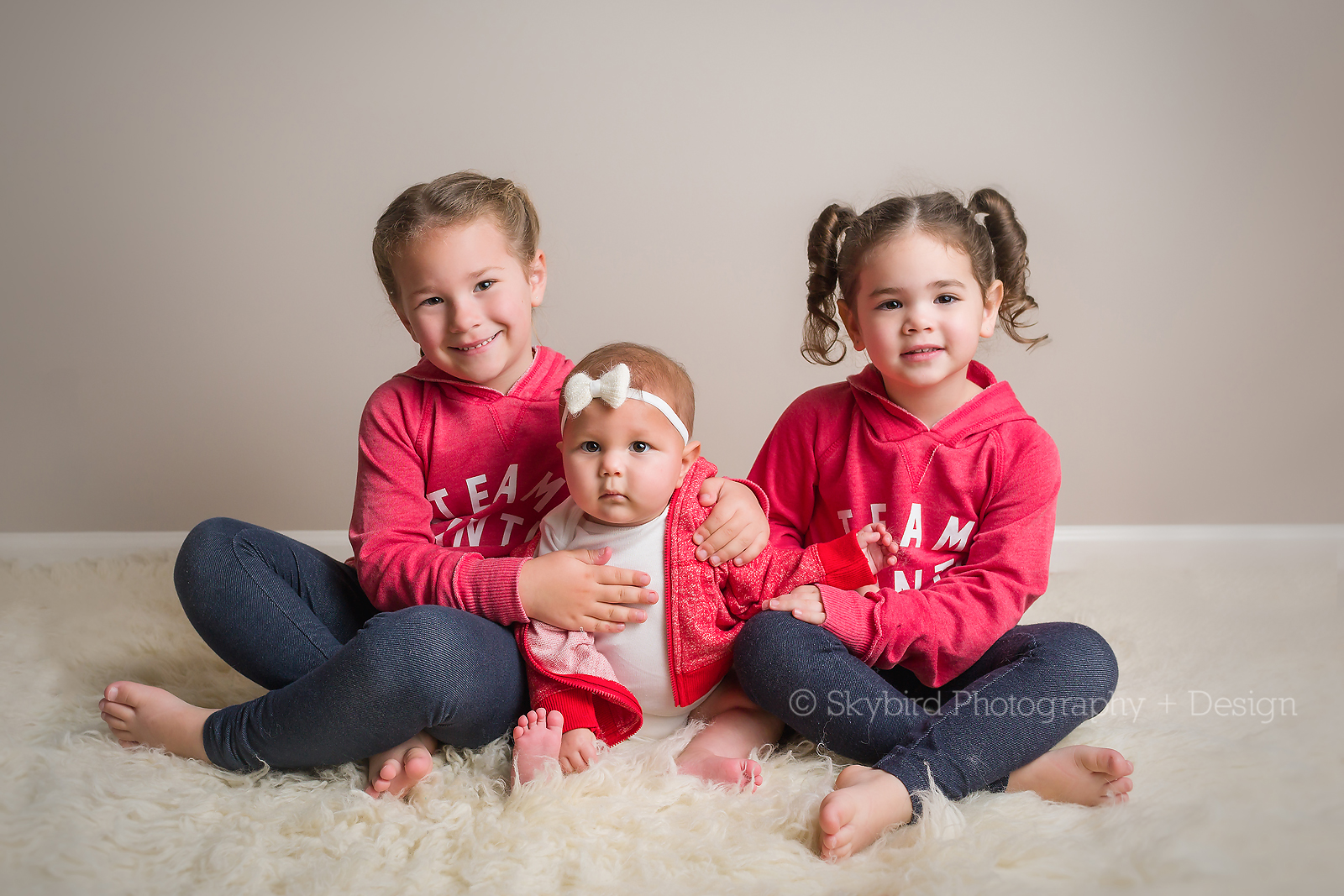 Christmas Sisters | Charlottesville Christmas Photos